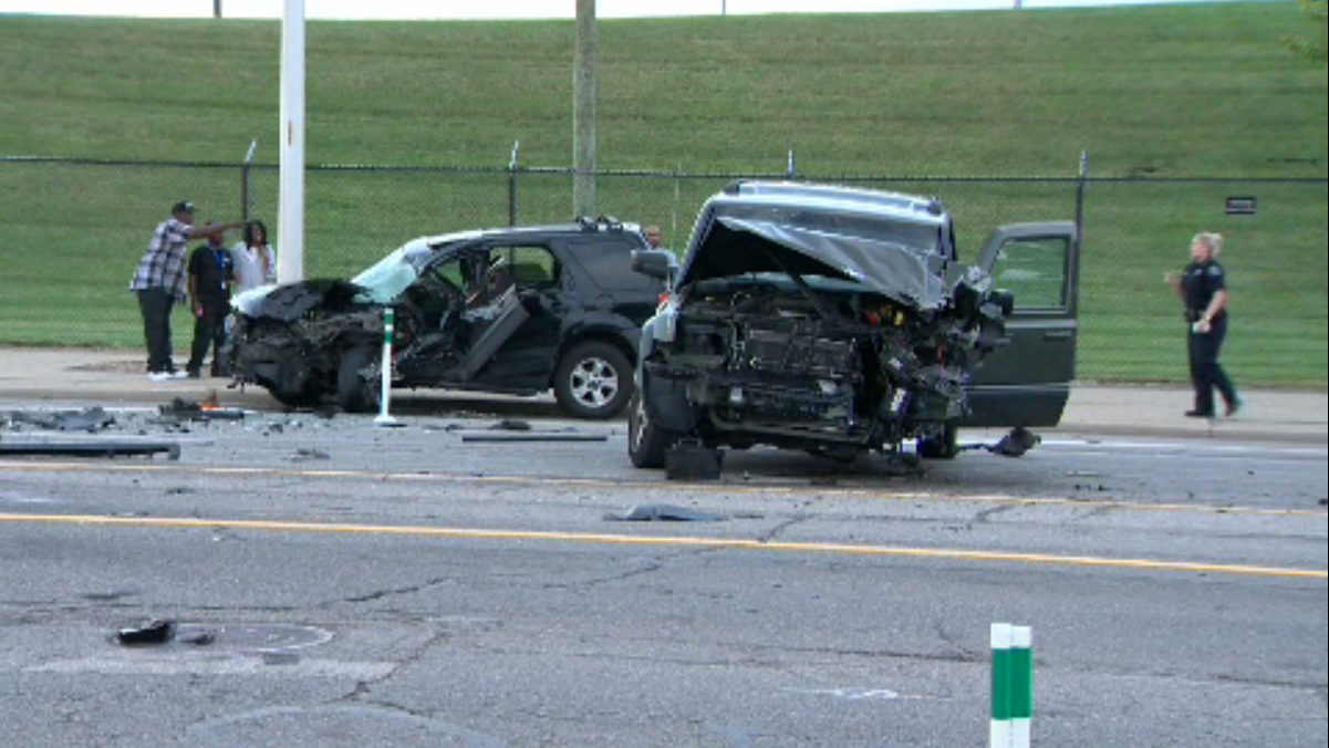 Detroit woman charged with causing deadly crash by veering...